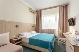 Двухместный номер Стандарт с балконом и с видом на море (2 отдельные кровати), AZIMUT Парк Отель Прометей Небуг, Небуг