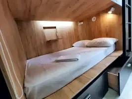 Двухместная капсула Комфорт (двуспальная кровать), Хостел Бадарум, Москва