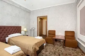 Двухместный номер 405 Делюкс (2 отдельные кровати), Отель Централ, Махачкала