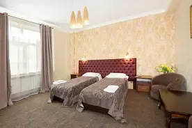 Двухместный номер 404 Улучшенный Делюкс (2 отдельные кровати), Отель Централ, Махачкала
