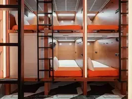 Капсула без окна (нижняя), Хостел GettSleep SVO терминал B общая зона, Москва