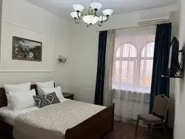 Двухместный люкс Классик с видом на море (двуспальная кровать), Бутик-отель Варваци, Таганрог