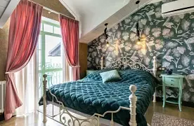 Двухместный номер Comfort с балконом и с красивым видом из окна (двуспальная кровать), Бутик-отель Зелёная Сова, Переславль-Залесский