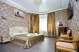 Двухместный люкс (двуспальная кровать), Отель Южный, Москва
