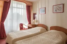 Четырёхместный семейный номер Deluxe, Отель СОВА на Планерной, Москва