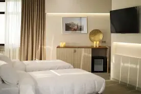 Трёхместный номер Deluxe с красивым видом из окна, Гостиница Atlas Hall Hotel, Махачкала