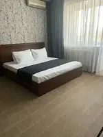 Двухместный номер Стандарт с балконом (двуспальная кровать), Отель Сова на Новой Риге, деревня Красновидово