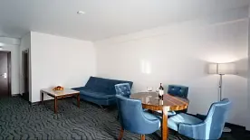 2-x местный 2-х комн. сьют с балконом, Отель Sunrise Garden Hotel, Гагра