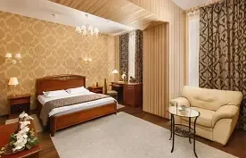 Двухместный Люкс 1 Bedroom (двуспальная кровать), Бутик-отель Рождественский Дворик, Нижний Новгород