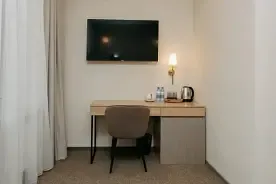 Двухместный номер Comfort с балконом и с видом на озеро (двуспальная кровать), Парк-отель Хвоя, Ногинск