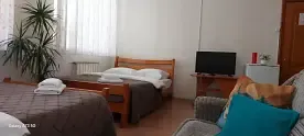 Двухместный семейный номер Standard (двуспальная кровать), Отель Чехов, Астрахань