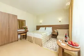 Четырёхместный семейный номер Comfort, Отель Villaggio, Анапа