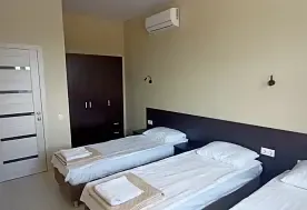1-мест. (разм. в 6-мест.) 3-комн. семейный, Отель Sun Village ( Сан Вилладж), Гудаута