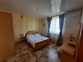 Апартаменты, Гостиница Глициния, Саки