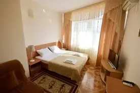 Семейный номер Standard с балконом, Отель Пансионат Радуга, Анапа