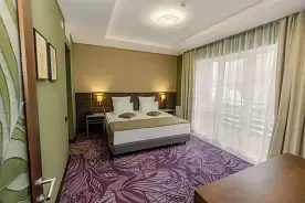 Люкс Семейный с балконом и с красивым видом из окна, Отель Forrest Terrace Hotel, Алагирский район