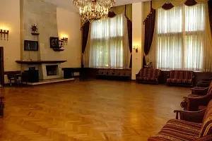 Каминный зал — Санаторий «им. Горького», Юность
