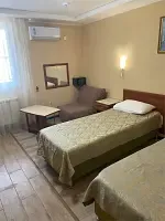 Стандартный семейный двухкомнатный пятиместный номер с террасой, Гостиница Анапа Патио, Анапа