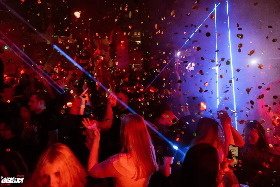 Ночной клуб — Отель «AYS Club», Шерегеш