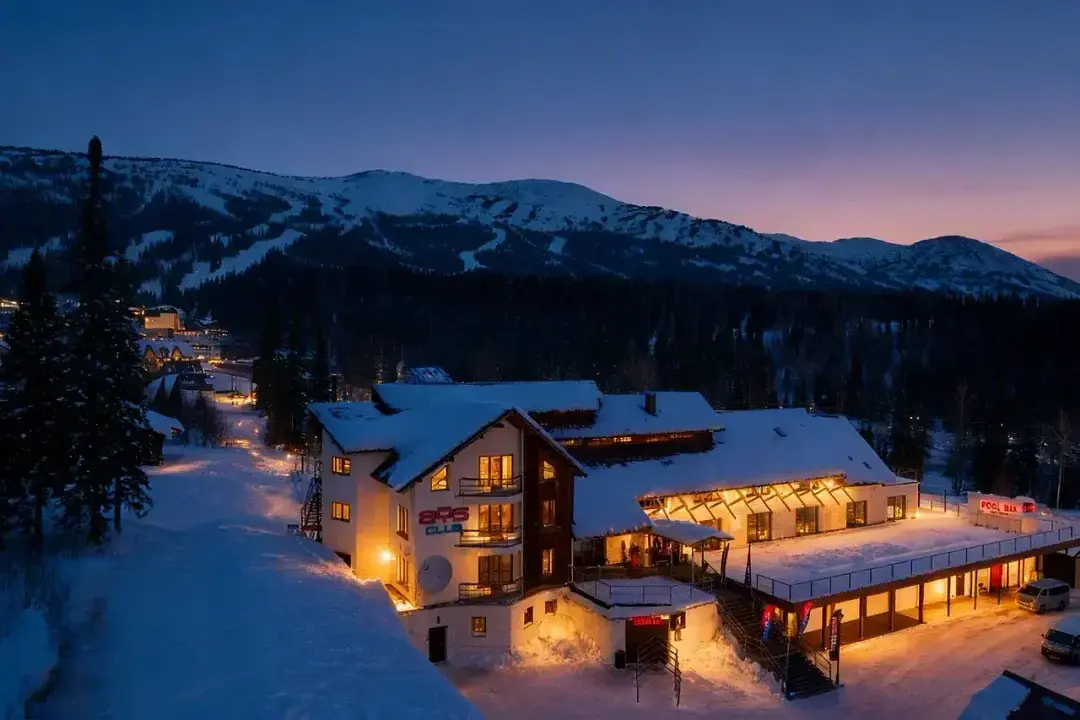 Отель AYS Club, Шерегеш, Кемеровская область