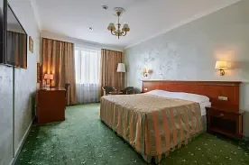 Первая категория (стандарт) с широкой кроватью 5 ☆, Гостиница ГРИНН, Орёл