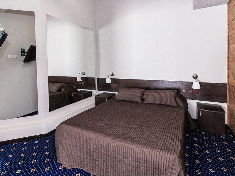 Люкс 4-местный 2-комнатный (корпус Шале)