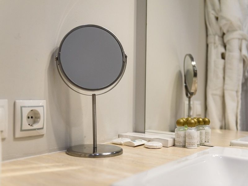 Люкс 2-местный 2-комнатный (корпус Югославский)