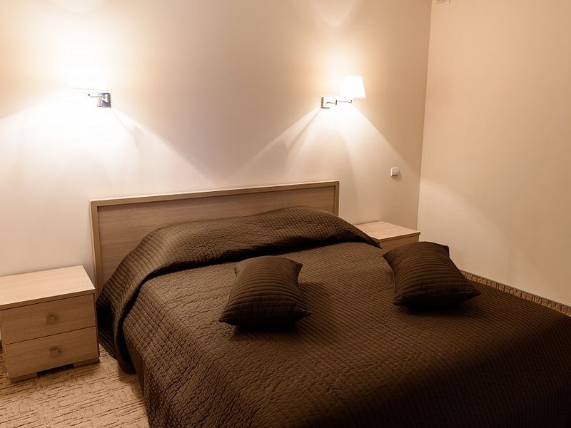 Люкс 2-местный 2 комнатный с видом на озеро (корпус Алира Пелас) (2)