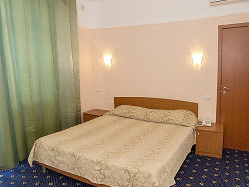 Стандарт 2-местный коннекшн (корпус Алира Пэлас) со смежной дверью