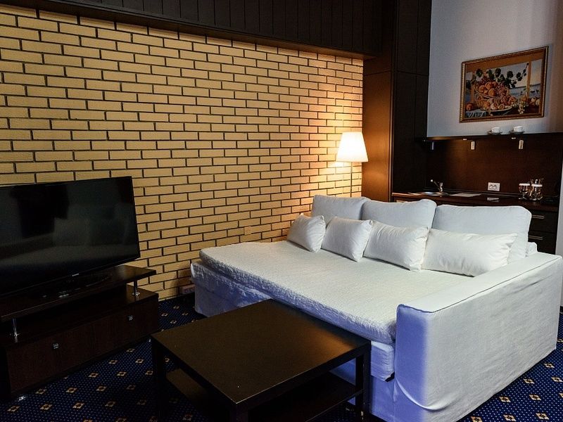 Студия 2-местный (корпус Югославский) (1)