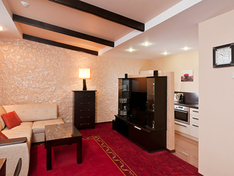 Апартаменты 2-местный 2 комнатный (№703, 903)