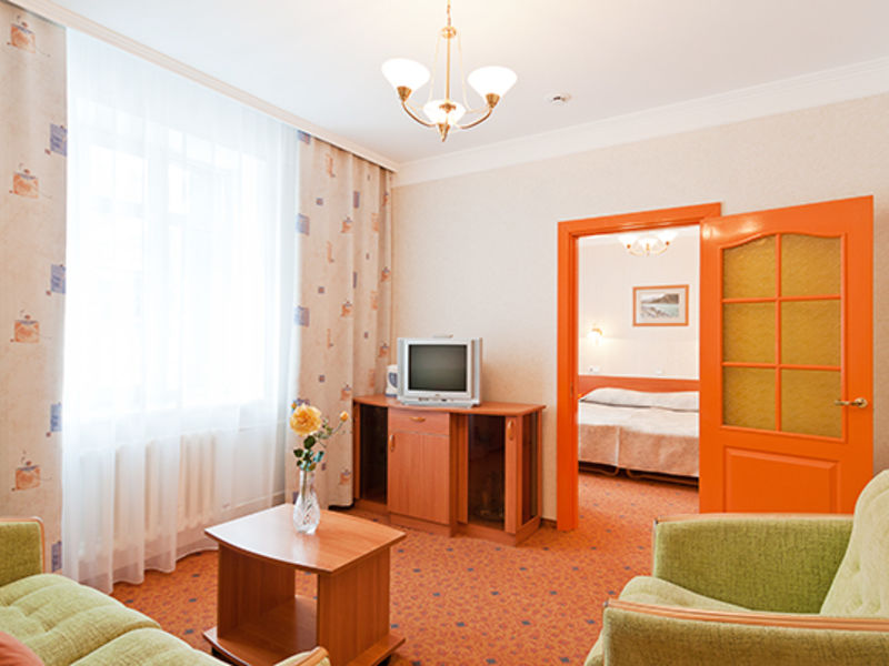 Джуниор сюит семейный 2 комнатный (1)