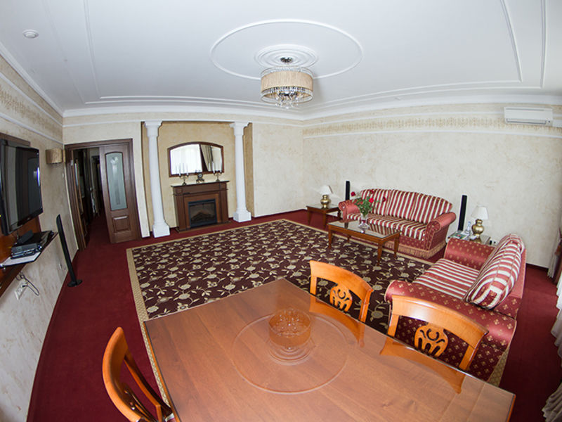 Сюит 2-местный 3 комнатный №601