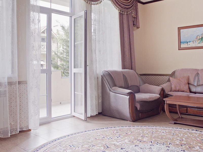 Apartment executive