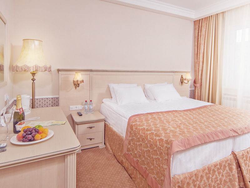 SUITE EXECUTIVE
