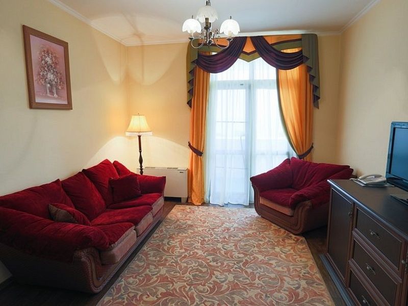 Люкс 2-местный 3-комнатный (корпус №1,2)