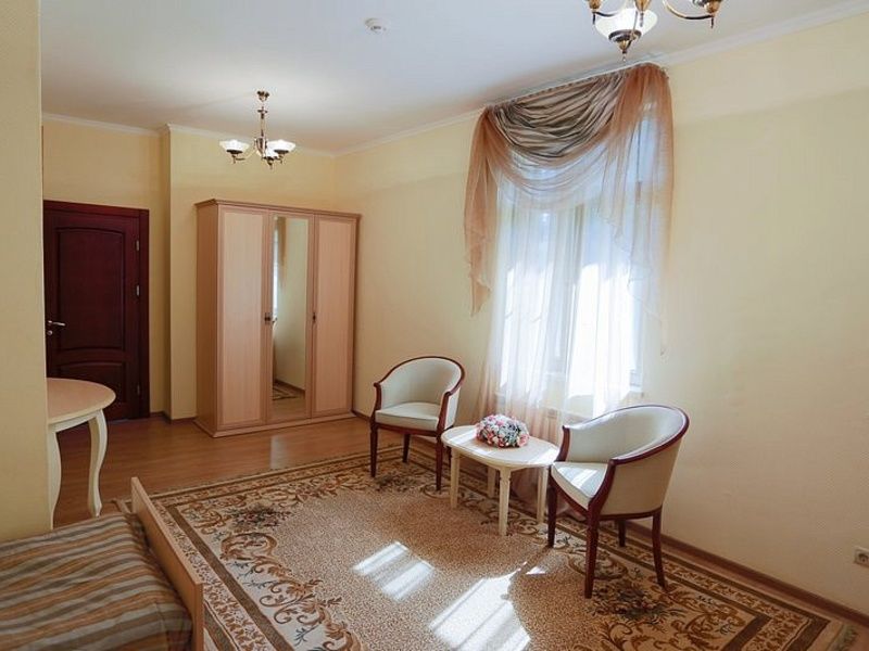 Люкс Премиум 2-местный 3-комнатный