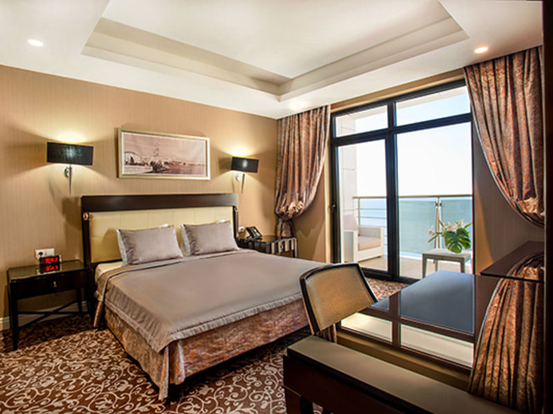 ОЛИМП Люкс трехкомнатный двухместный с балконом № 802 72 кв.м. Сюит_спальня №2