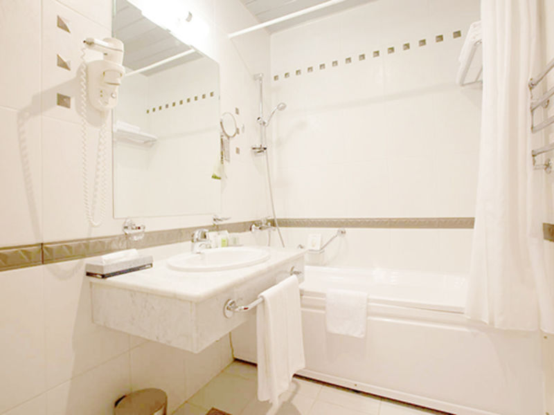 Стандарт 2-местный 1-комнатный санузел