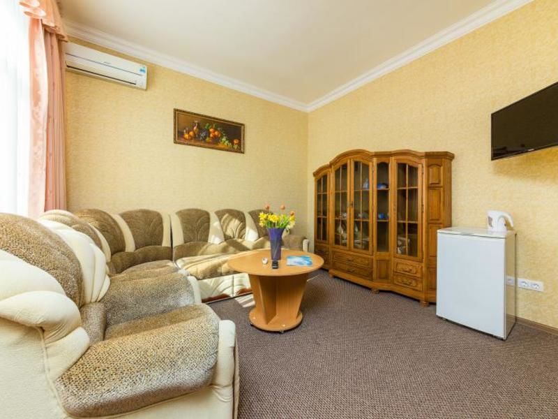 Джуниор Сьют 2-местный