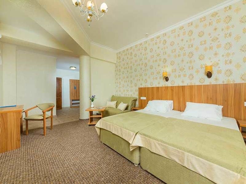 Джуниор Сьют 2-местный