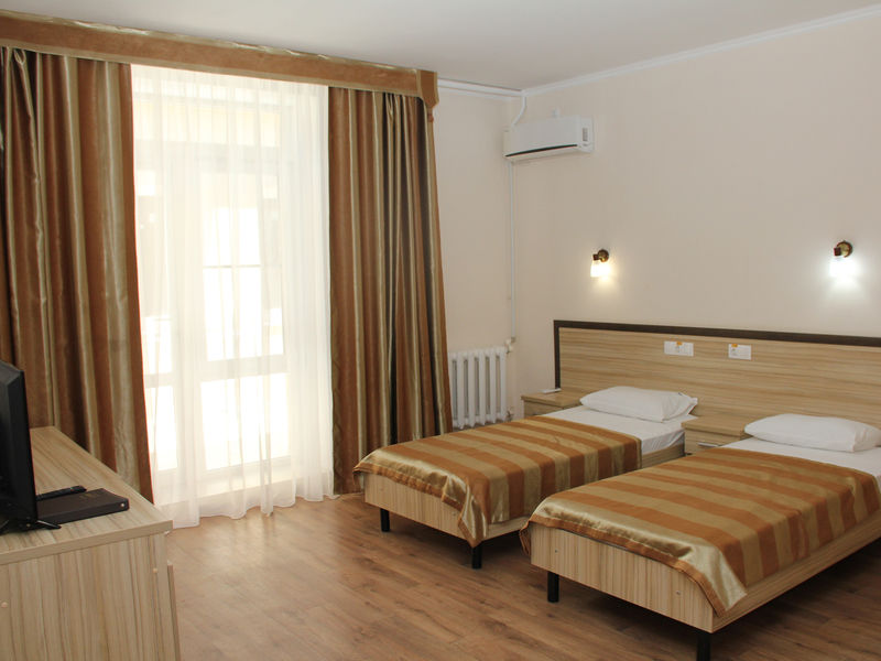 Семейный 3-местный