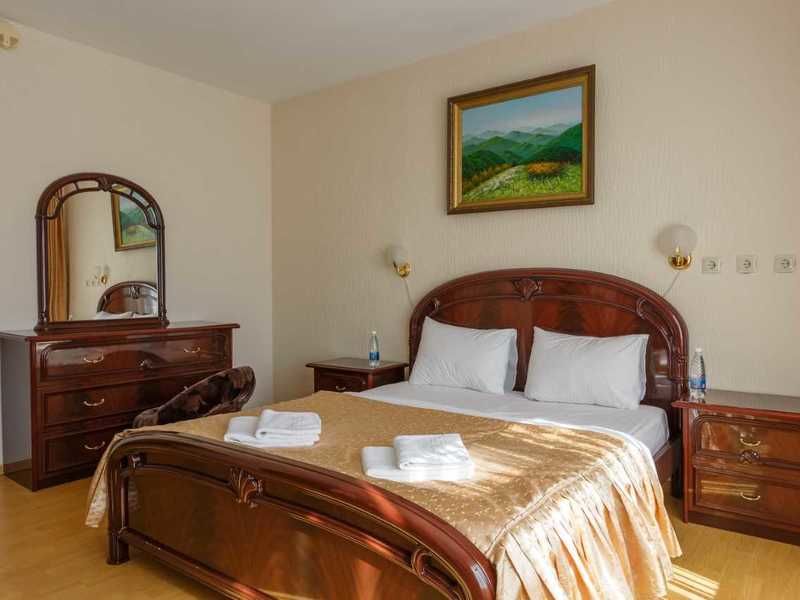 Коттедж 8 местный корпус 7