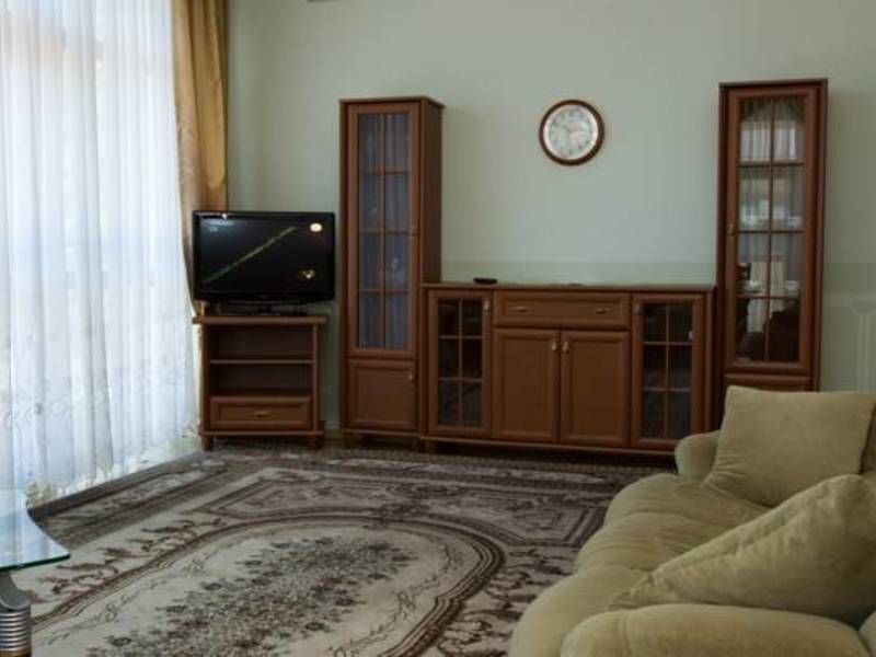 Люкс 4-местный 3-комнатный в корпусе