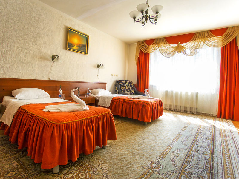 Стандарт Семейный 4-местный 2-комнатный в коттеджах