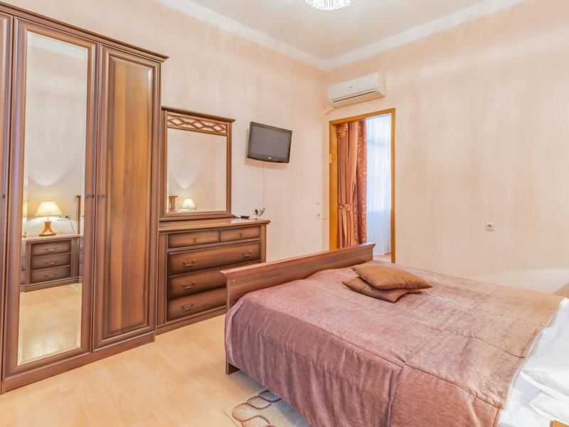 Люкс 2-местный центральный 5-9 этаж