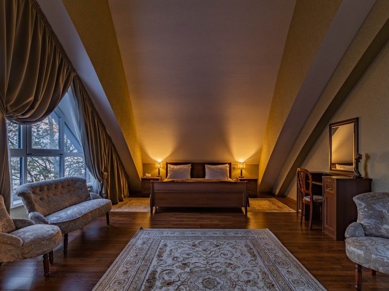 Сюит 2-местный 3-комнатный