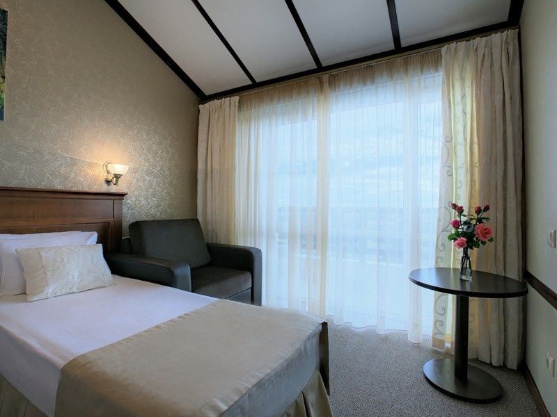 Стандартный 2-местный