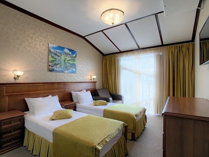 Стандартный 4-местный 2-комнатный