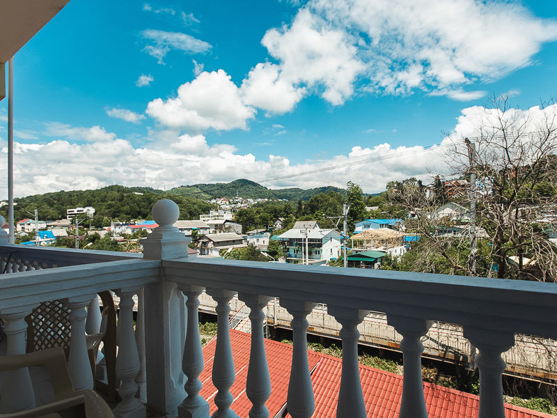 Стандарт 2-местный 1-комнатный с балконом с видом на горы (корпус А)